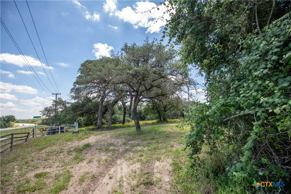 9393 US Highway 87 Westhoff, TX 77994