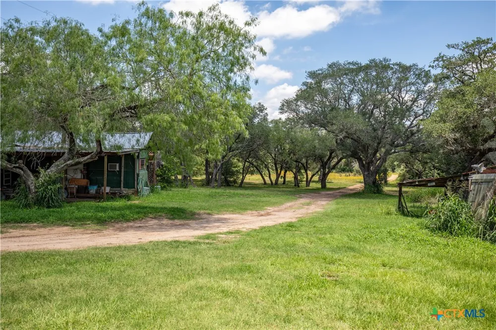 9393 US Highway 87 Westhoff, TX 77994
