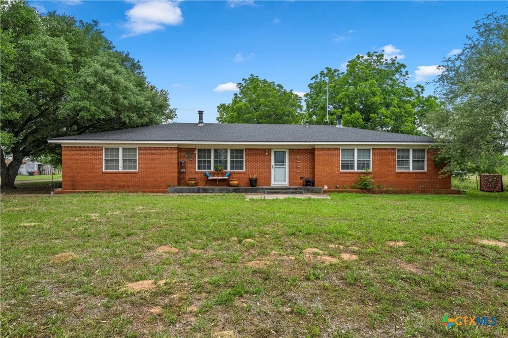 2554 State Highway 22 Whitney, TX 76692