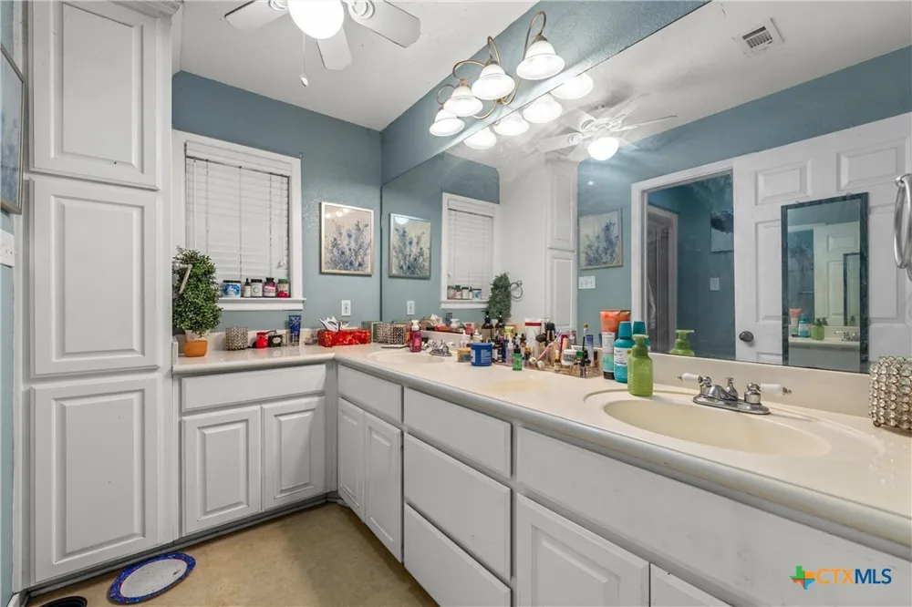 2554 State Highway 22 Whitney, TX 76692