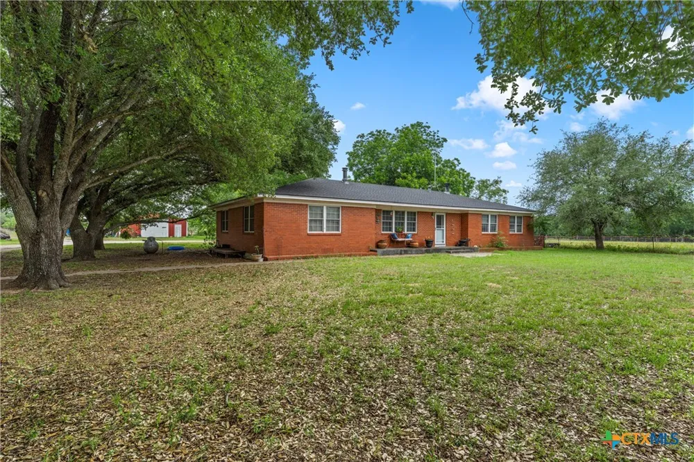 2554 State Highway 22 Whitney, TX 76692