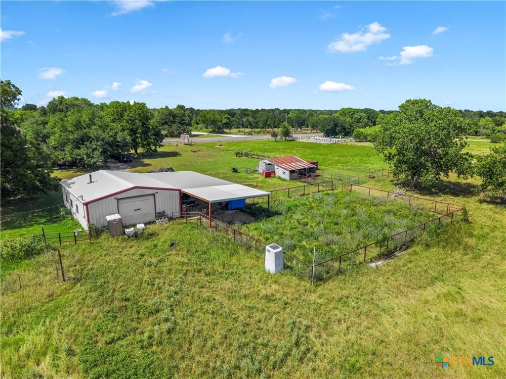 2554 State Highway 22 Whitney, TX 76692