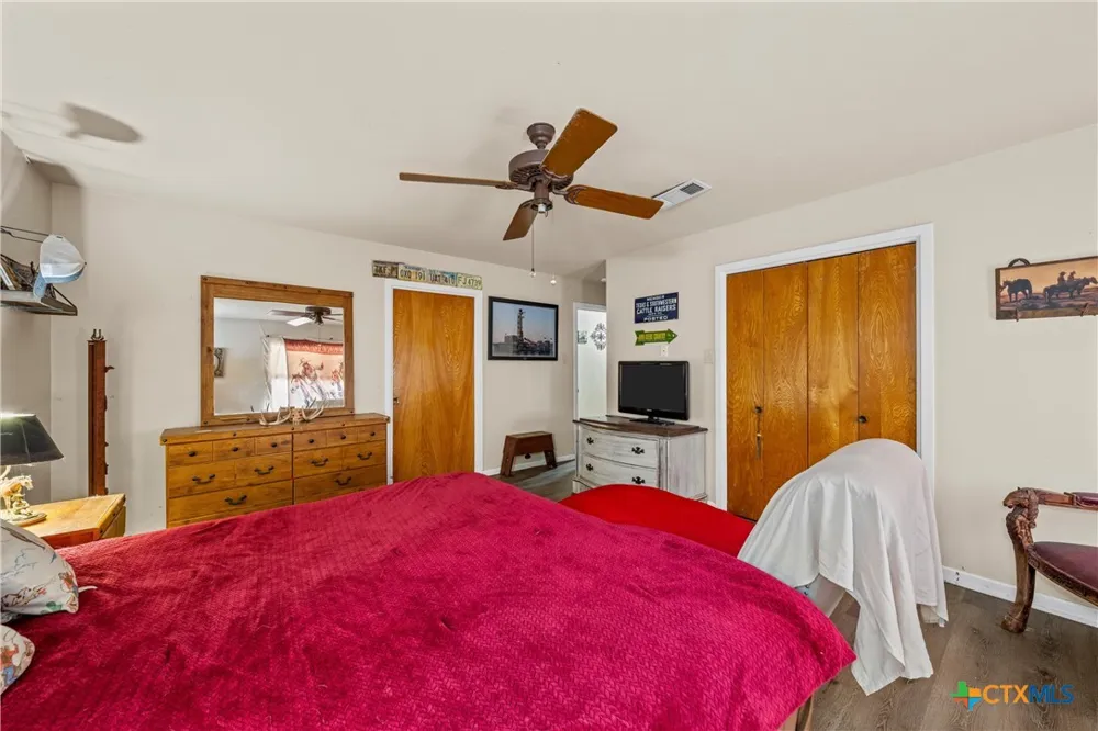 2554 State Highway 22 Whitney, TX 76692