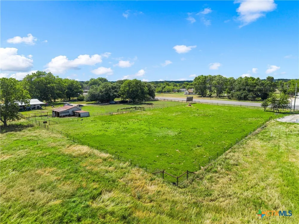 2554 State Highway 22 Whitney, TX 76692