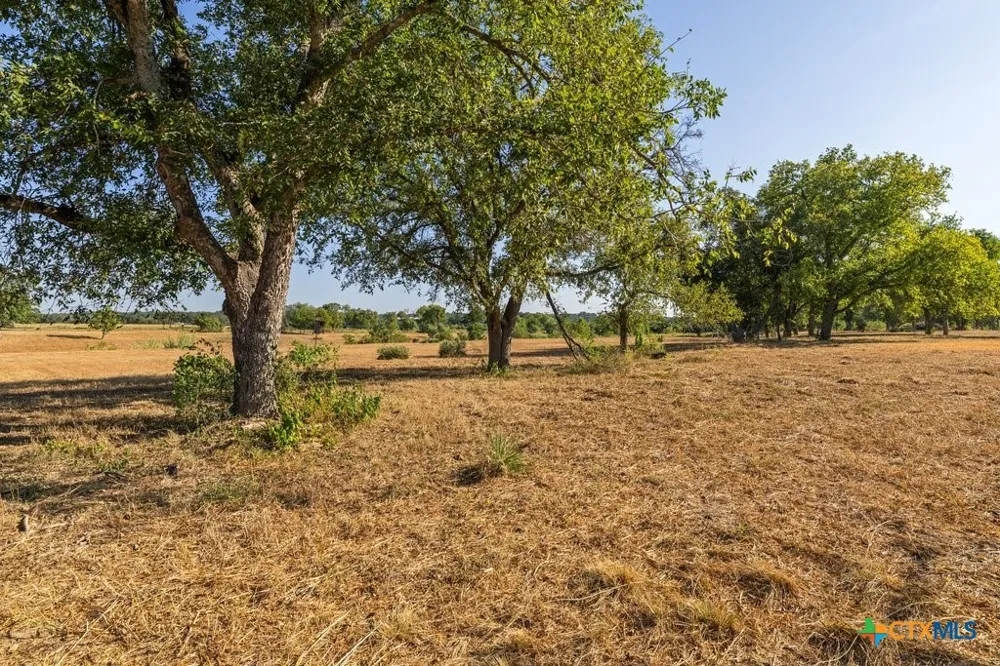 440 Chimney Valley Road Blanco, TX 78606