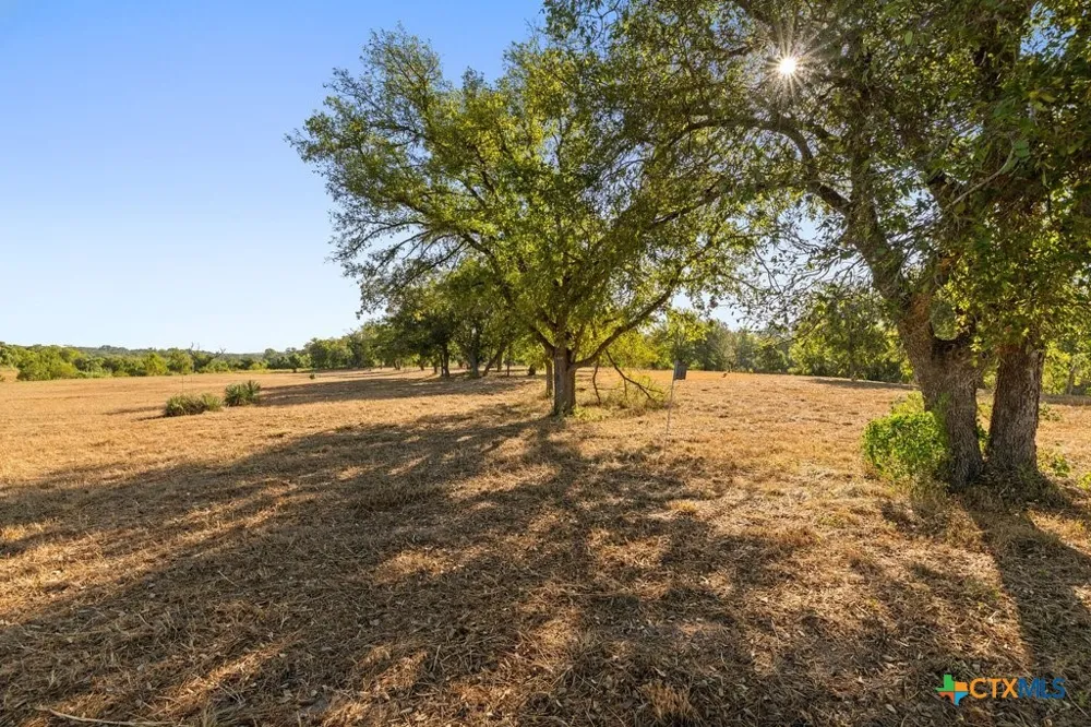 440 Chimney Valley Road Blanco, TX 78606