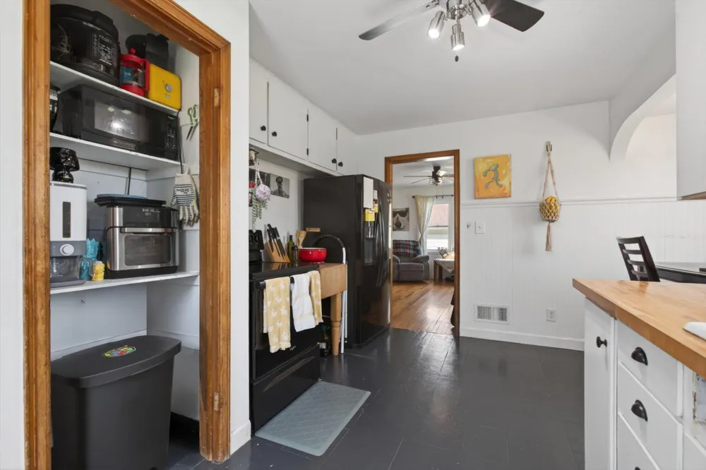 7222 Red Arrow Highway Lincoln Charter Township, MI 49127