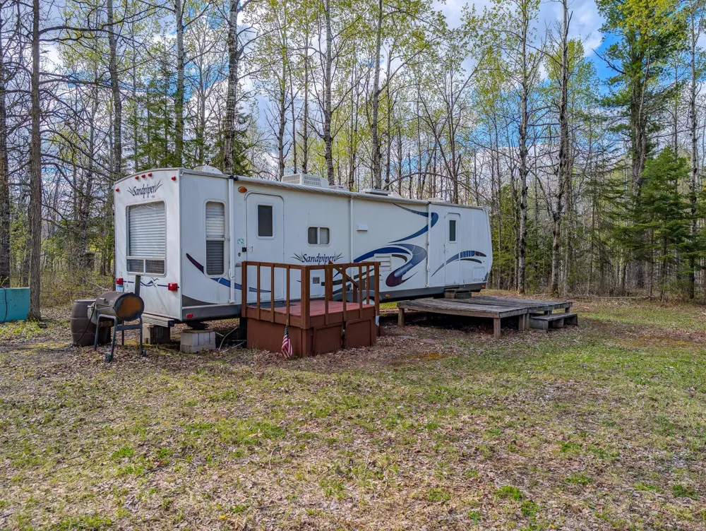 992 Nemadji River Road Holyoke, MN 55749