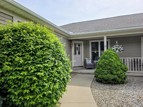 66 Oakwood Drive #22