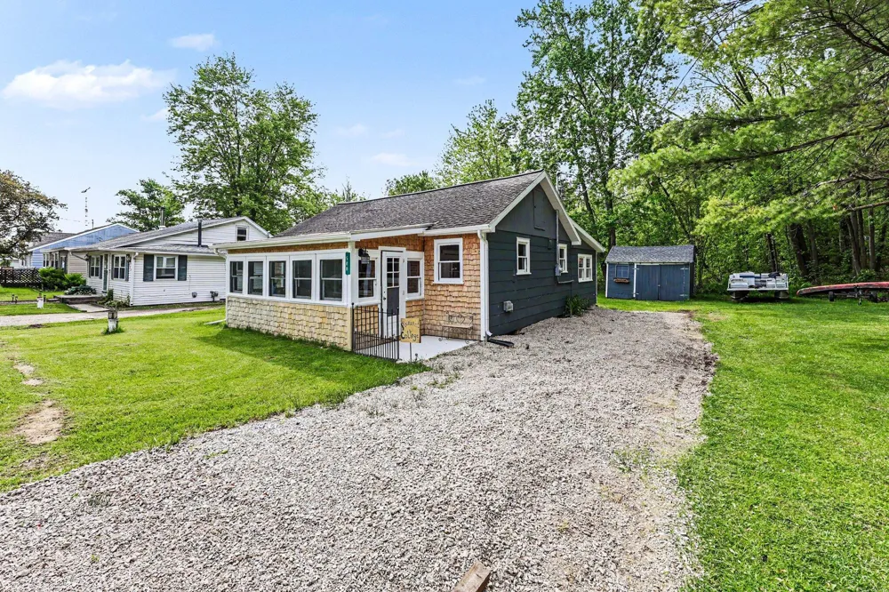 588 Pleasant Drive Unadilla Township, MI 48137