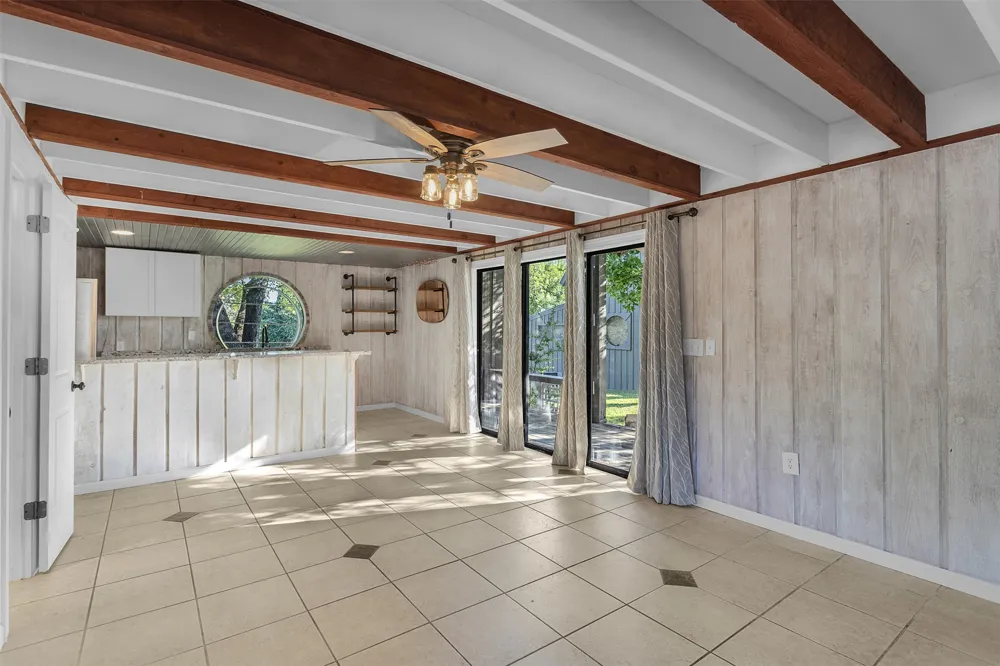 118 Topspin Circle Spicewood, TX 78669