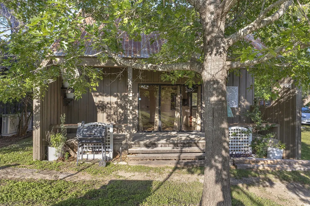 118 Topspin Circle Spicewood, TX 78669
