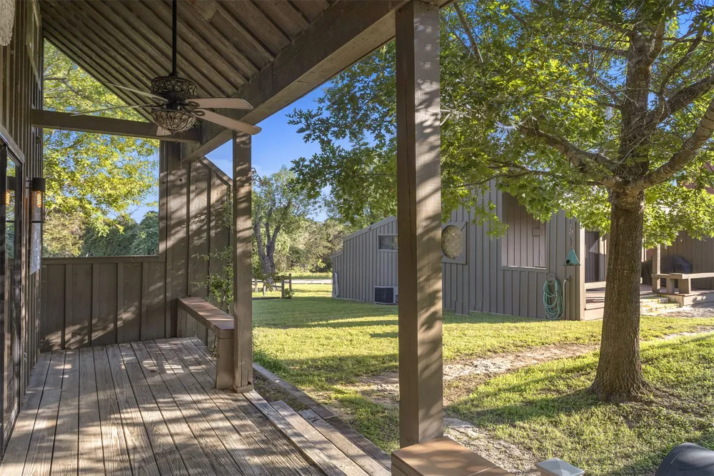 118 Topspin Circle Spicewood, TX 78669