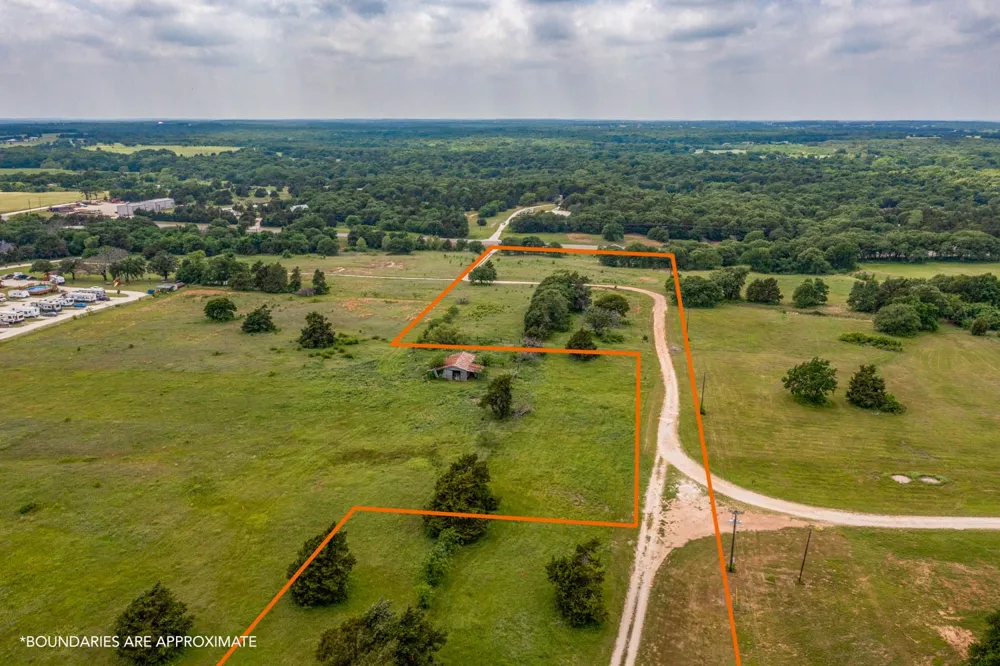 20 US Hwy 377 Whitesboro, TX 76273