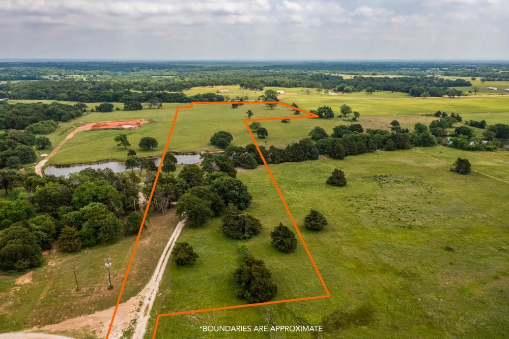 20 US Hwy 377 Whitesboro, TX 76273