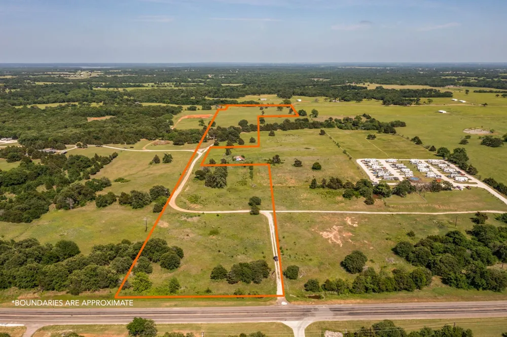 20 US Hwy 377 Whitesboro, TX 76273