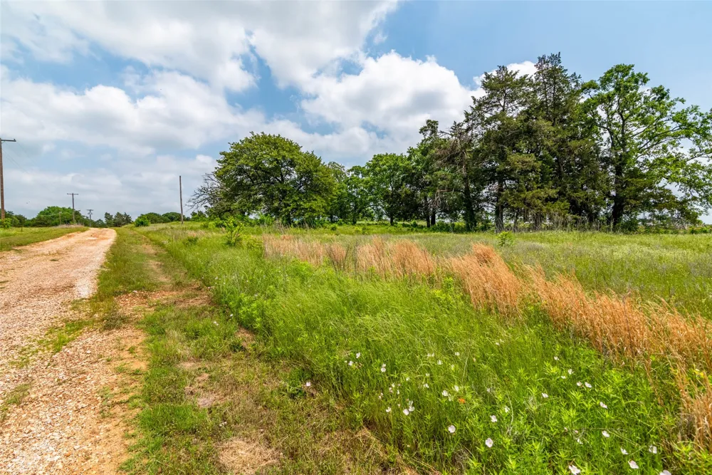 20 US Hwy 377 Whitesboro, TX 76273