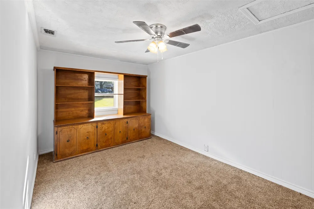 417 Carroll Avenue Wake Village, TX 75501