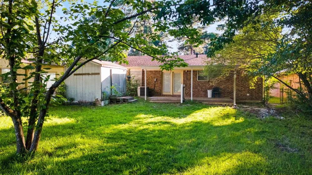417 Carroll Avenue Wake Village, TX 75501