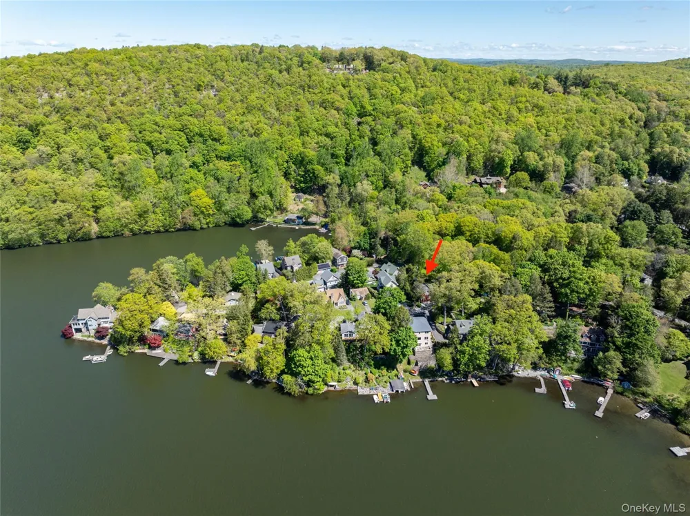 53 Cove Road South Salem, NY 10590