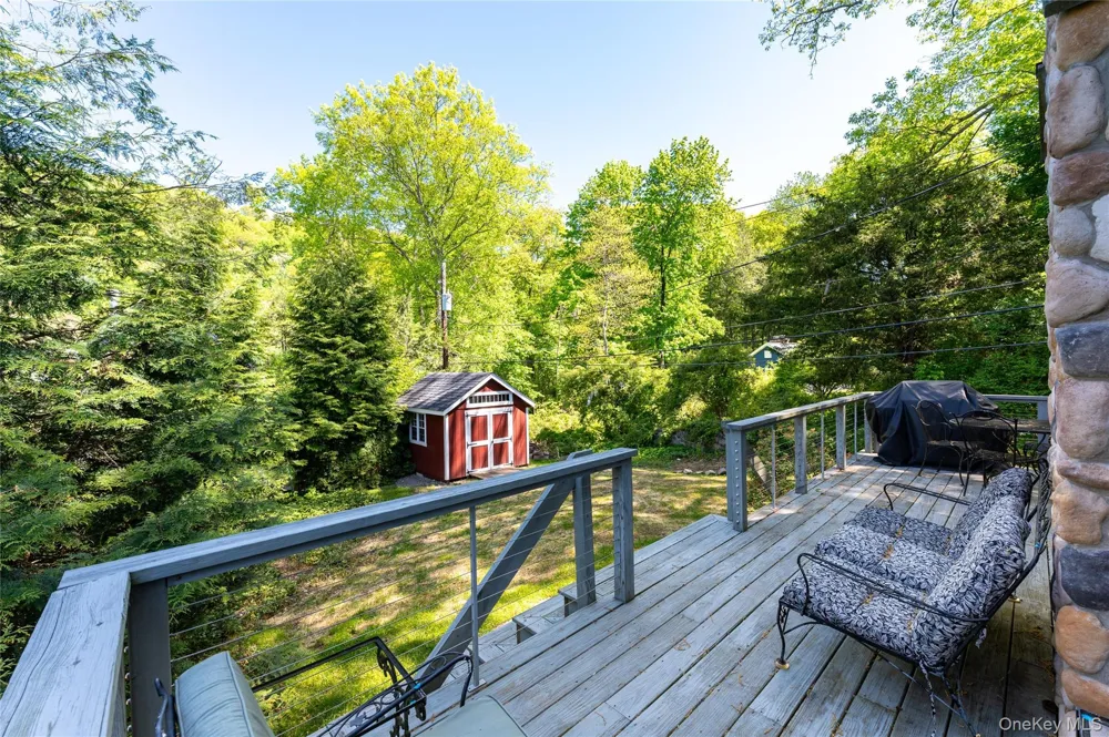 53 Cove Road South Salem, NY 10590