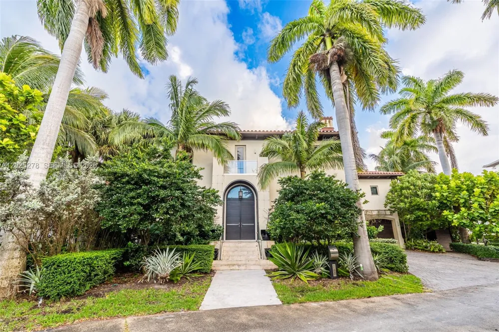 760 S Mashta Dr Key Biscayne, FL 33149