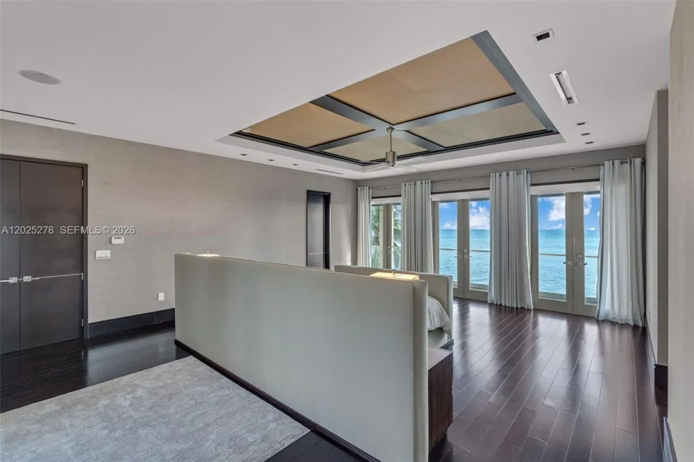 760 S Mashta Dr Key Biscayne, FL 33149