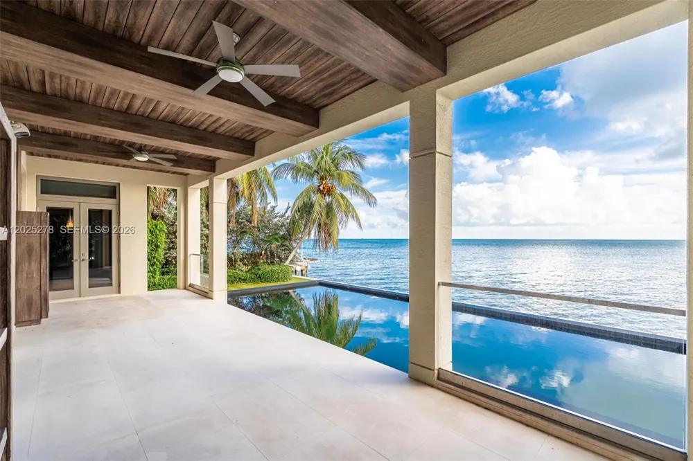 760 S Mashta Dr Key Biscayne, FL 33149