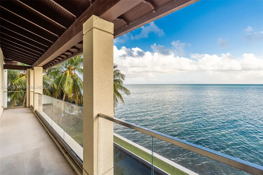 760 S Mashta Dr Key Biscayne, FL 33149
