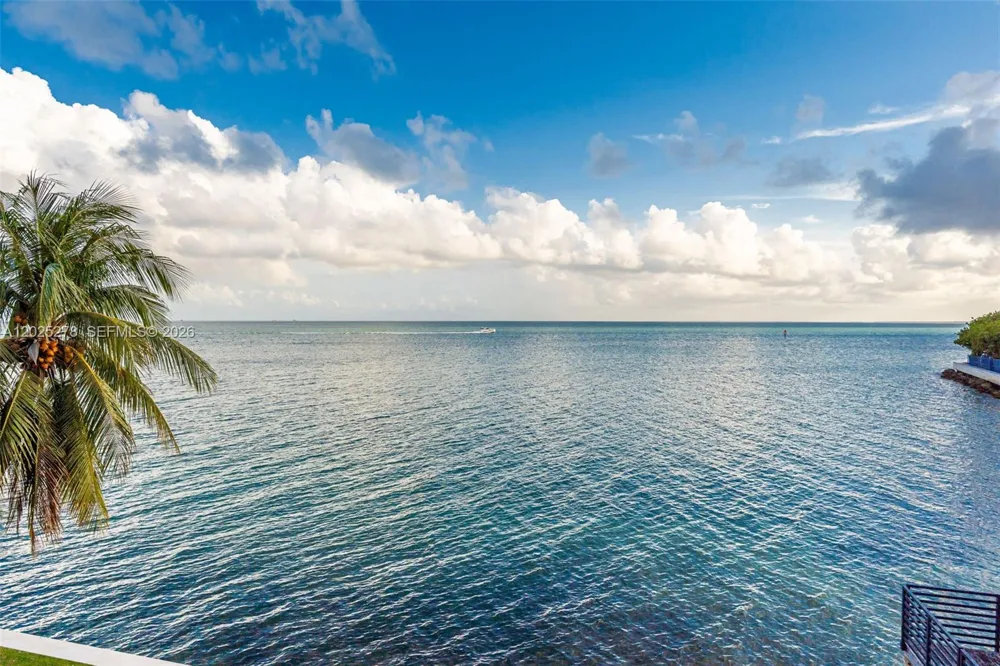 760 S Mashta Dr Key Biscayne, FL 33149