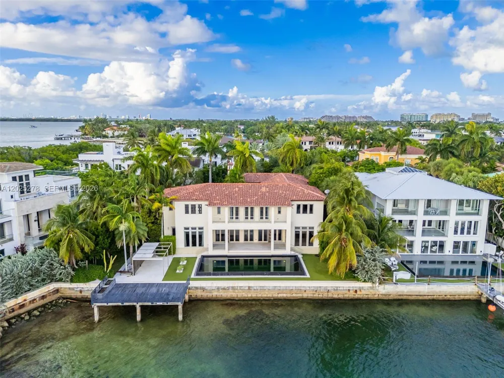 760 S Mashta Dr Key Biscayne, FL 33149
