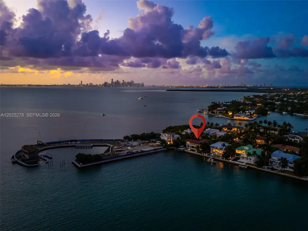 760 S Mashta Dr Key Biscayne, FL 33149