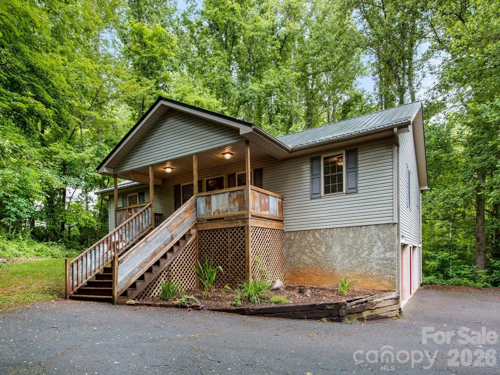 37 Leatherwood Drive #9 Candler, NC 28715