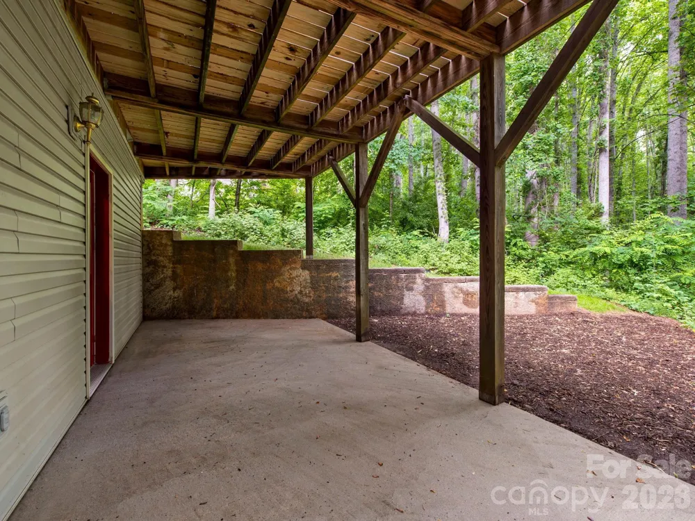 37 Leatherwood Drive #9 Candler, NC 28715