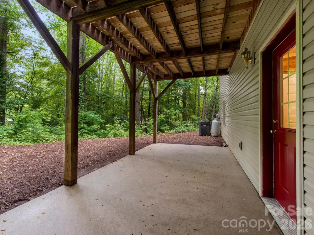 37 Leatherwood Drive #9 Candler, NC 28715