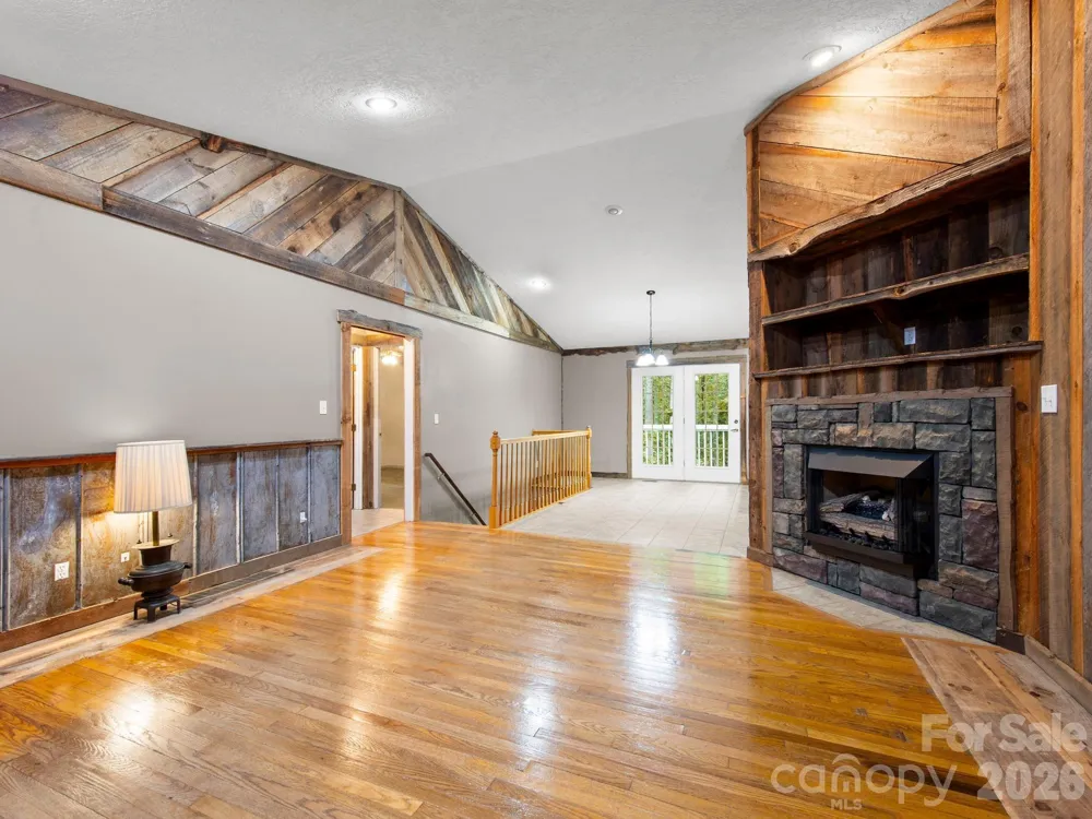 37 Leatherwood Drive #9 Candler, NC 28715