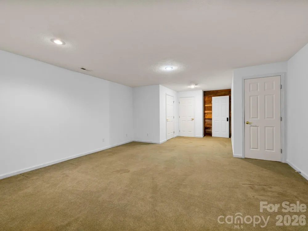 37 Leatherwood Drive #9 Candler, NC 28715