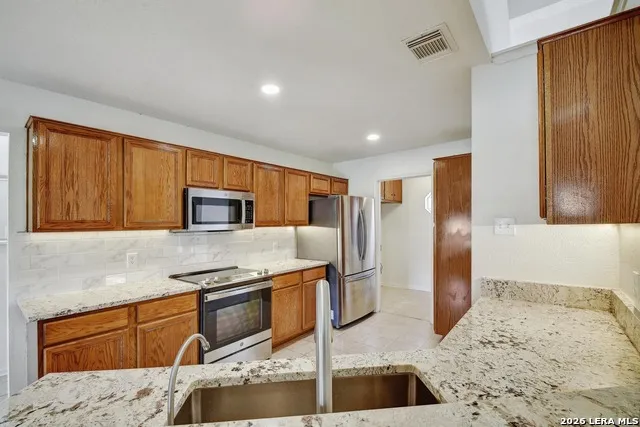 576 Aspen Fischer, TX 78623