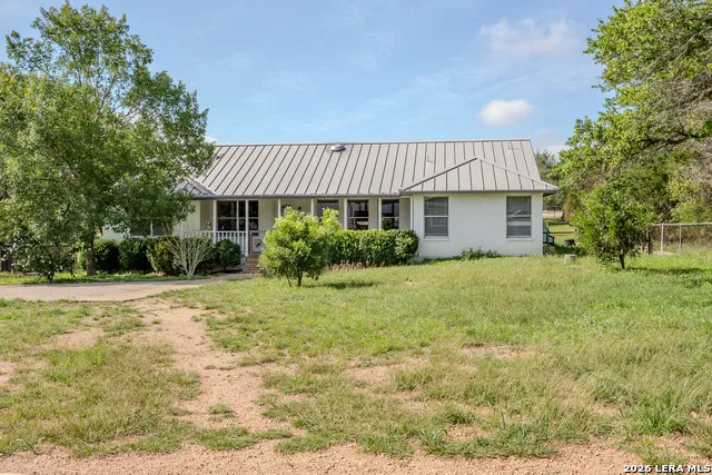 576 Aspen Fischer, TX 78623