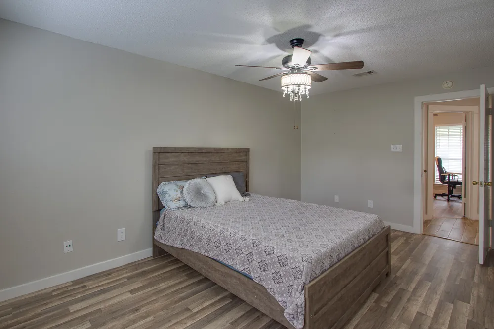 1015 E Yager Lane #125 Austin, TX 78753
