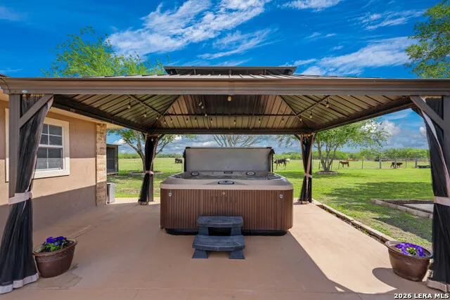 165 Pr 8250 Kenedy, TX 78151