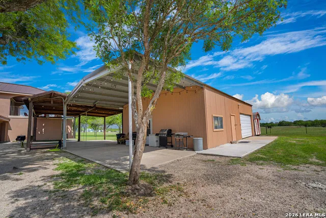 165 Pr 8250 Kenedy, TX 78151