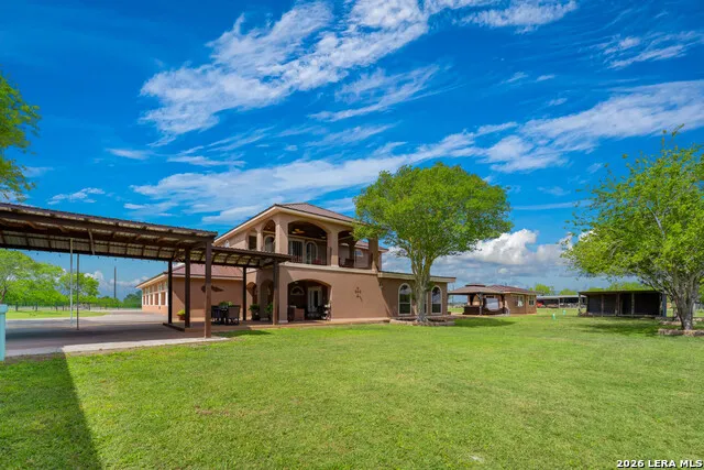 165 Pr 8250 Kenedy, TX 78151