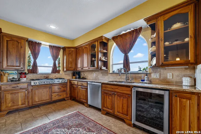 165 Pr 8250 Kenedy, TX 78151