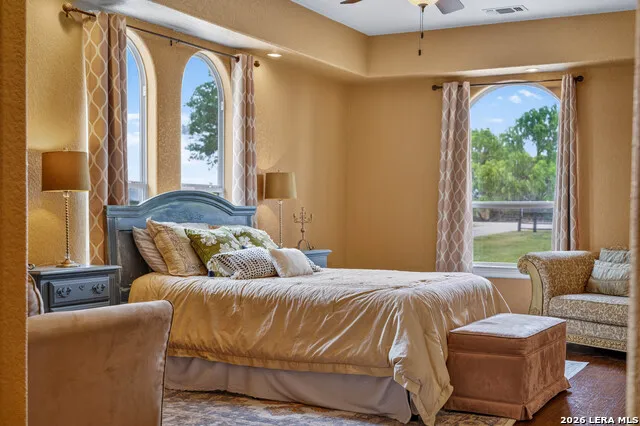 165 Pr 8250 Kenedy, TX 78151