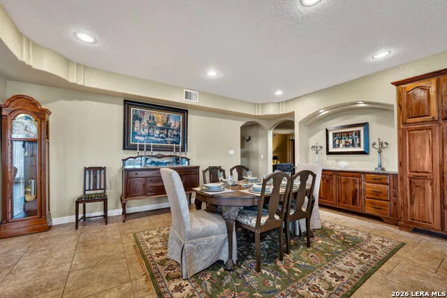 165 Pr 8250 Kenedy, TX 78151