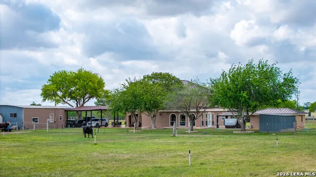 165 Pr 8250 Kenedy, TX 78151