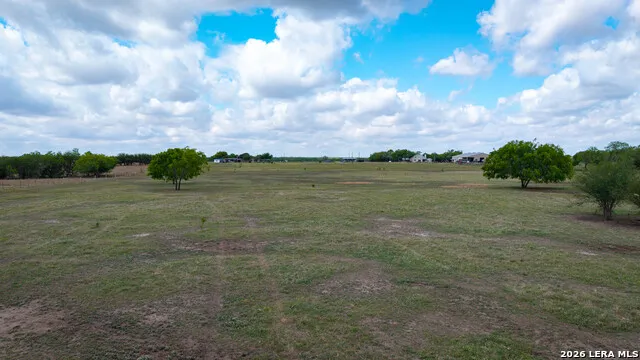 165 Pr 8250 Kenedy, TX 78151