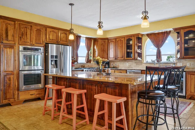 165 Pr 8250 Kenedy, TX 78151