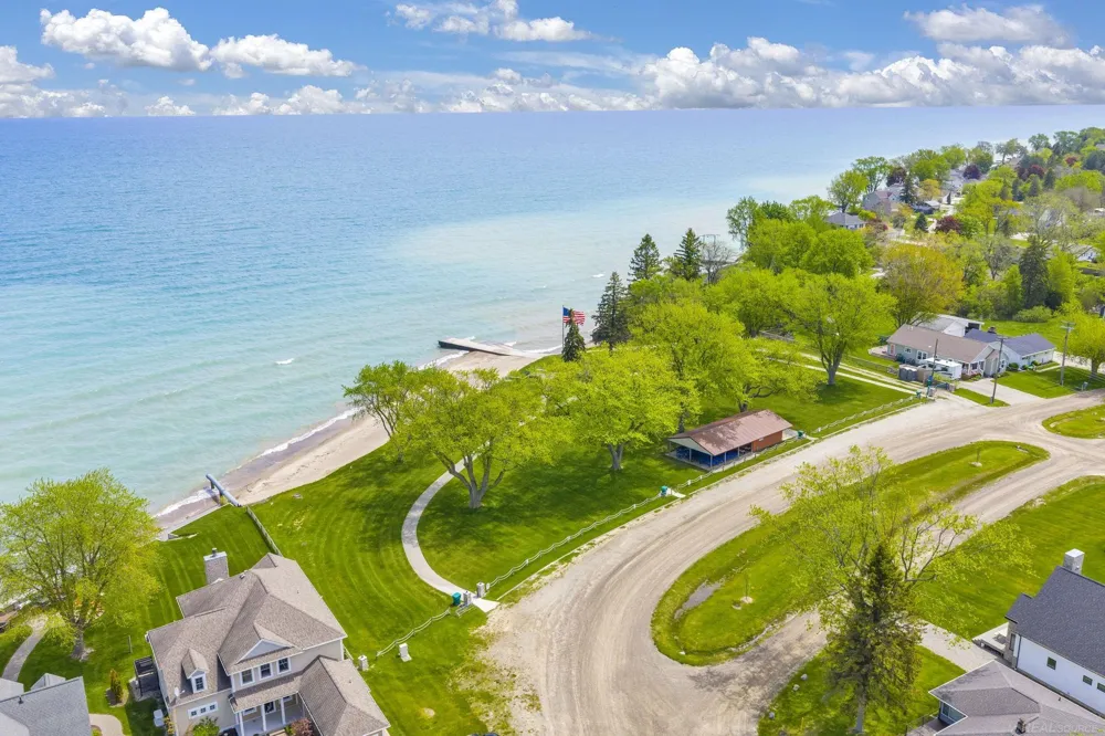 7400 Woodbine Road Worth Township, MI 48450